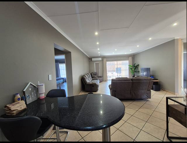 3 BEDROOM FREESTANDING FOR SALE IN NEW STATE AREAS